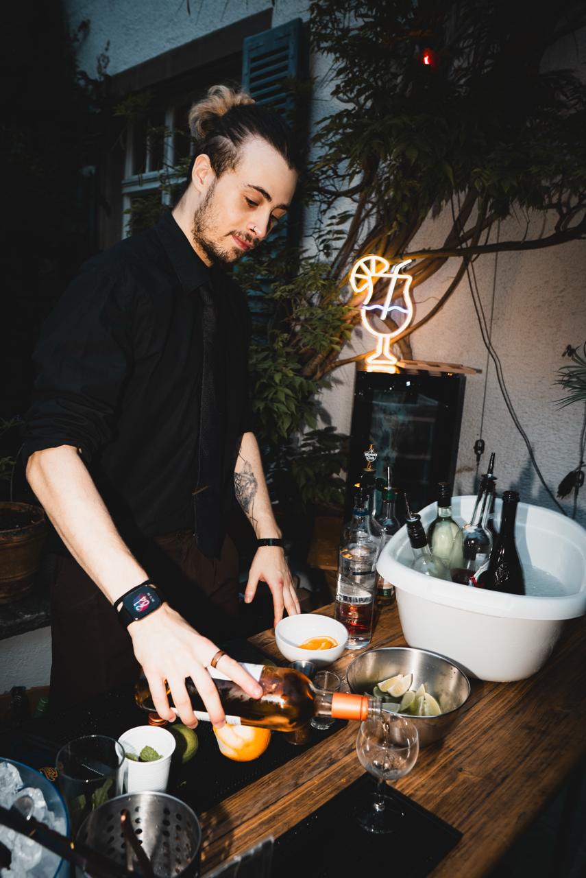 Neon Bar Setup